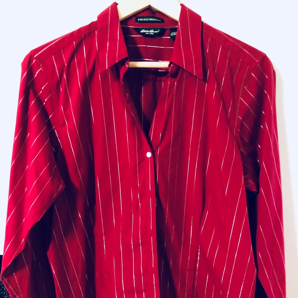 Eddie Bauer stretch button down top with sparkle